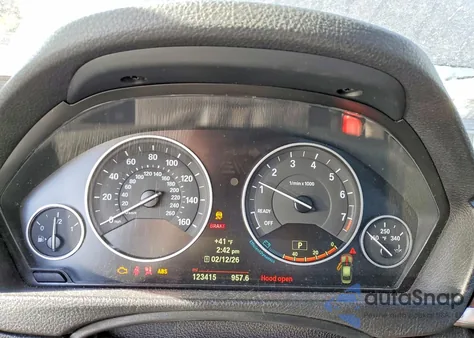 2014 BMW 328 Xi Sulev z USA, uszkodzony, nr VIN WBA3B5C59EP541331